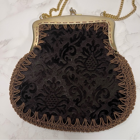 Vintage Brown Velvet Purse with Gold Clasp and Chains - Picture 3 of 9